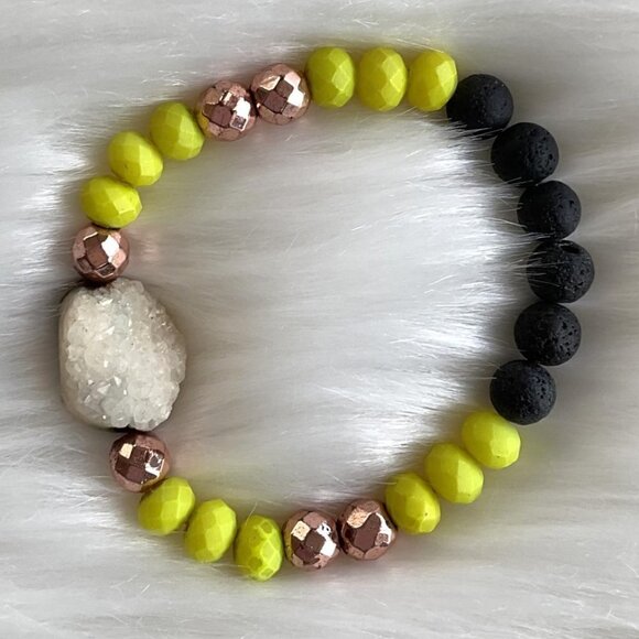 NEW YELLOW LAVA ROCK QUARTZ STONE DIFFUSER BRACELET - Picture 4 of 7